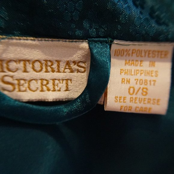 Sexy Emerald Green Victoria’s Secret Robe short - Picture 9 of 9